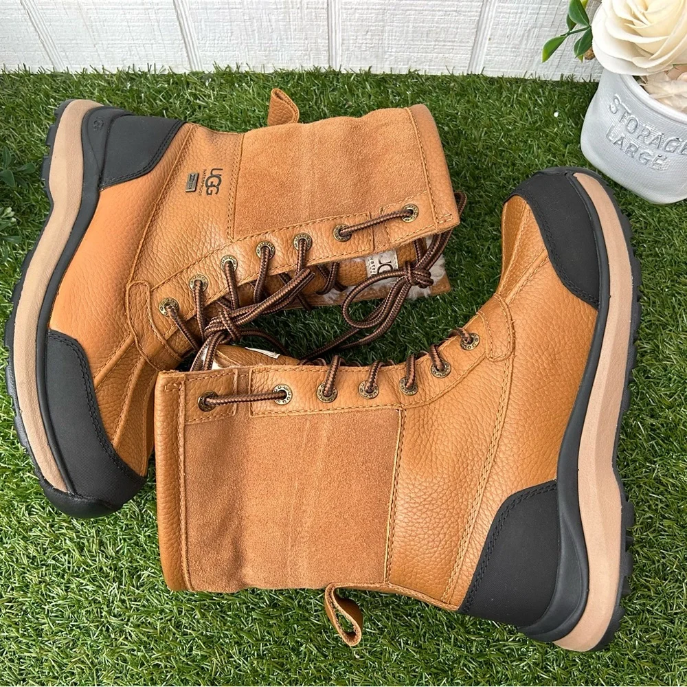 UGG Adirondack III Water Resistant Bootie Color: Chestnut WOMEN Sz 6 $250 gently